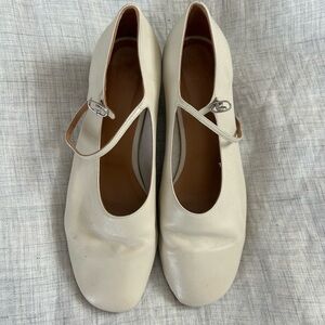 LOQ Ema Mary Jane Heels / Hueso